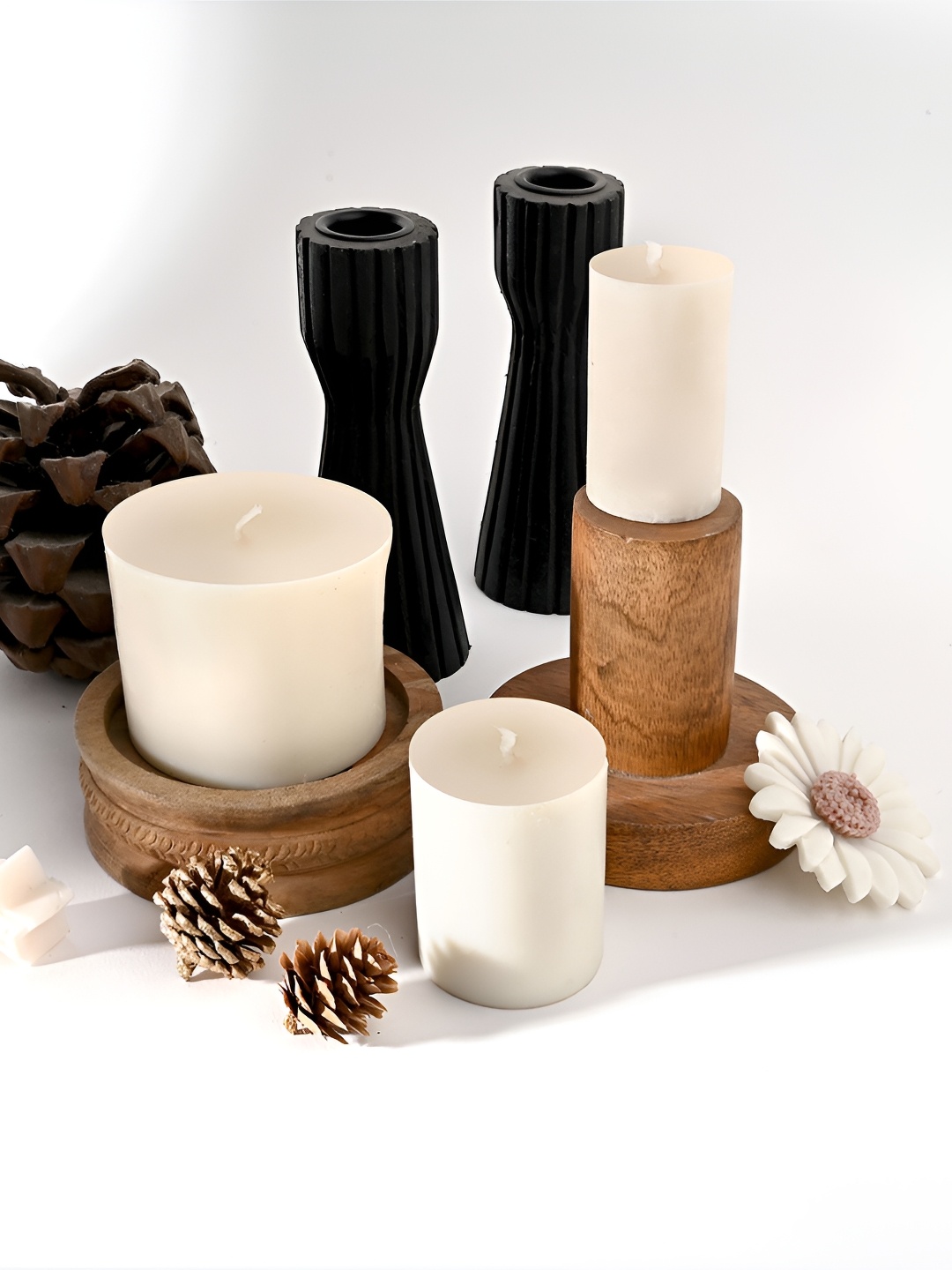 

ANWYN White 3 pieces Pillar Candle