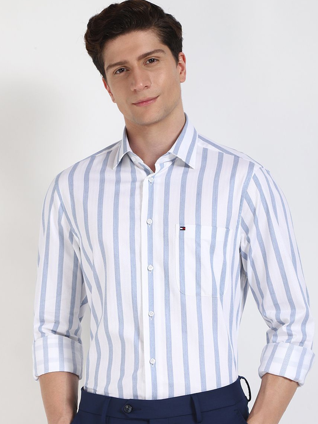 

Tommy Hilfiger Men Relaxed Opaque Striped Casual Shirt, White