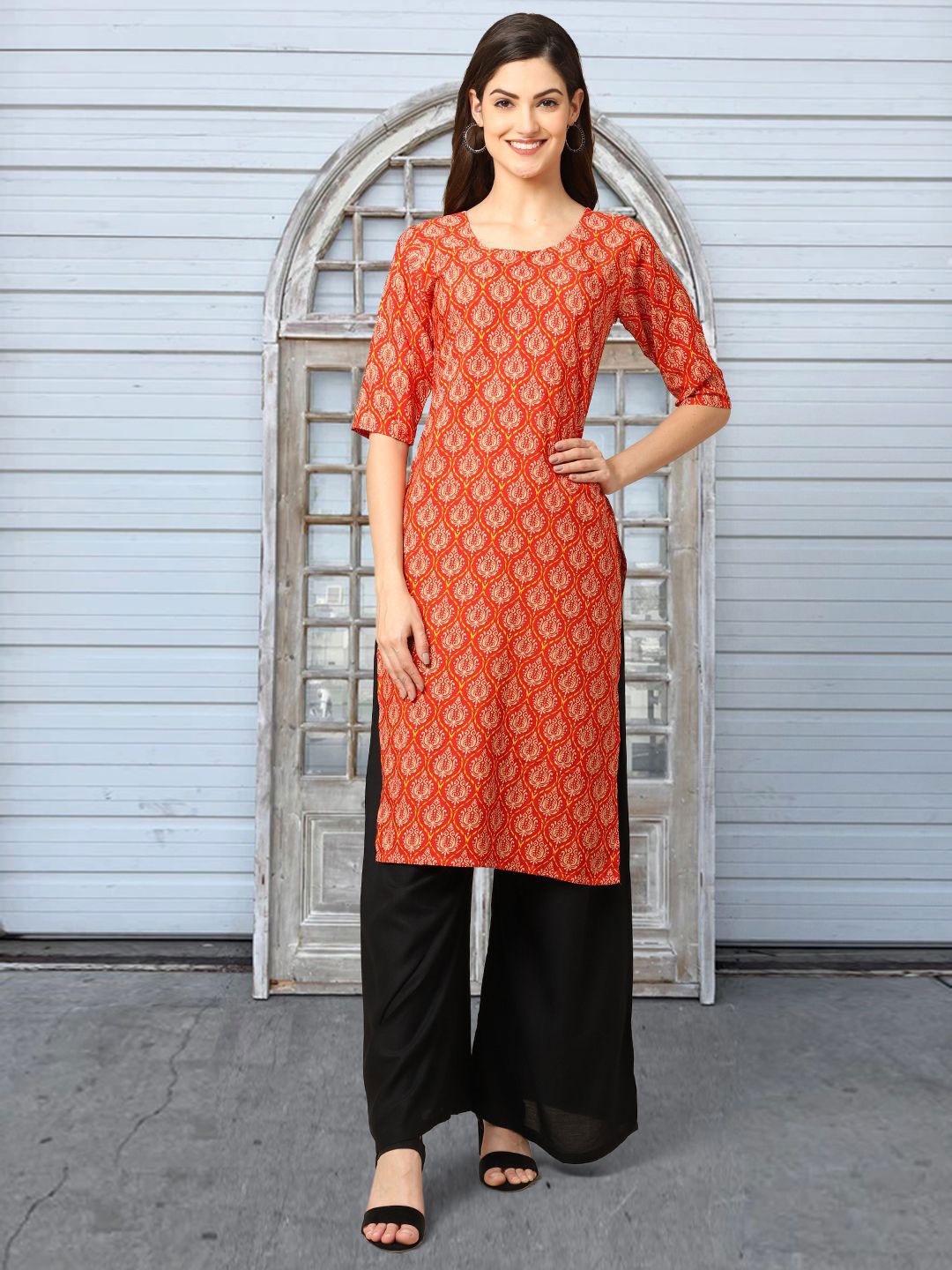 

Moda Rapido Ethnic Motifs Printed Round Neck Straight Kurta, Orange