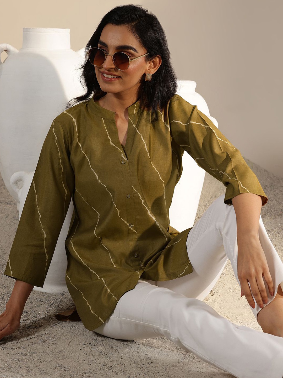 

Libas Leheriya Printed Panelled Kurti, Olive