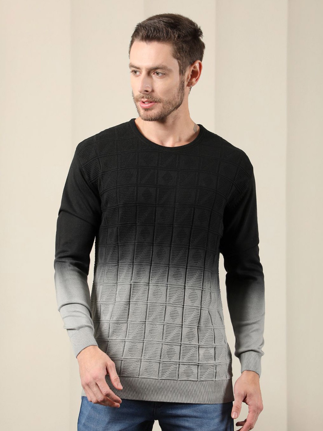 

COBB Men Round Neck Pullover Sweater, Grey