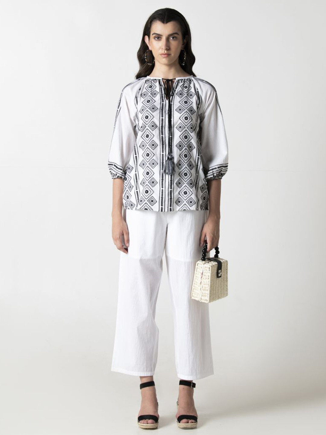 

STIL O STITCH Geometric Embroidered Cotton Top, White