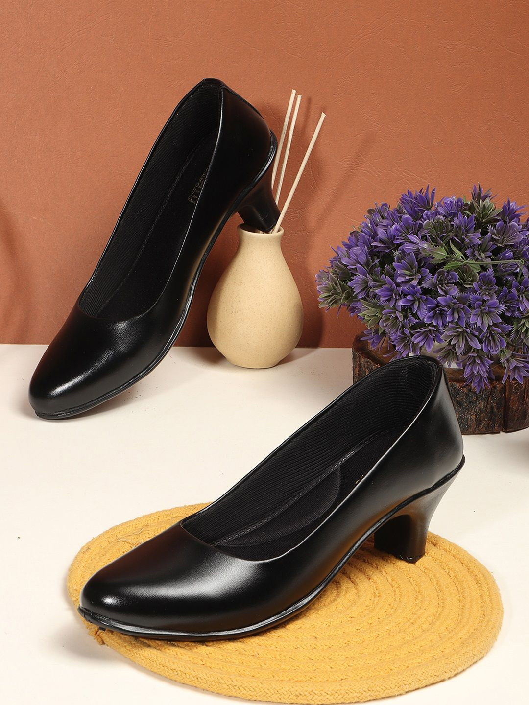 

DressBerry Women Slim Heeled Pumps, Black