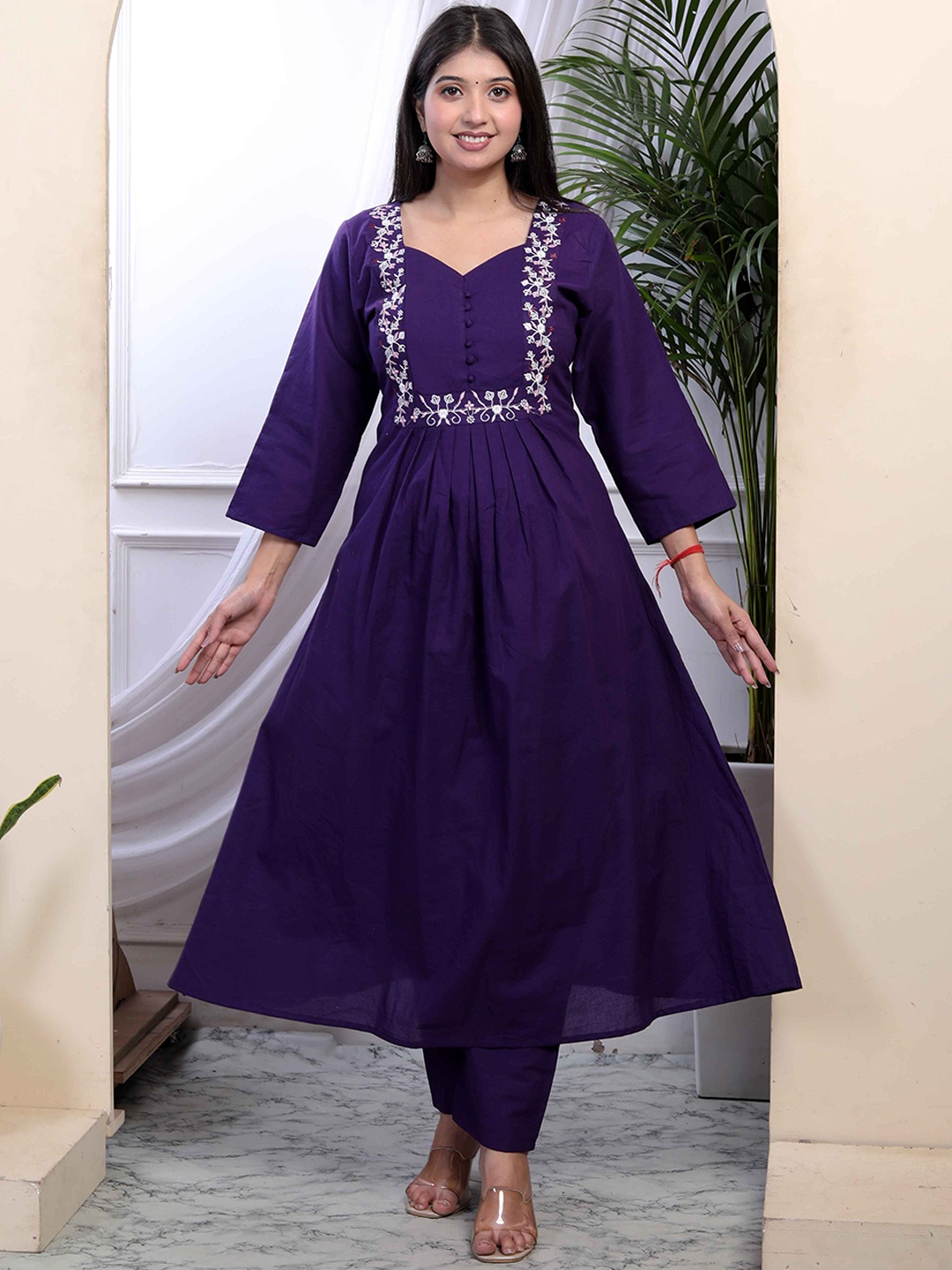 

Doriyaan Women Floral Embroidered Regular Pure Cotton Kurta with Palazzos, Purple