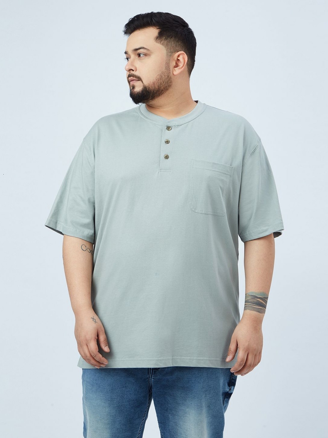 

Santonio Men Plus Size Solid Round Neck Cotton T-shirt, Grey