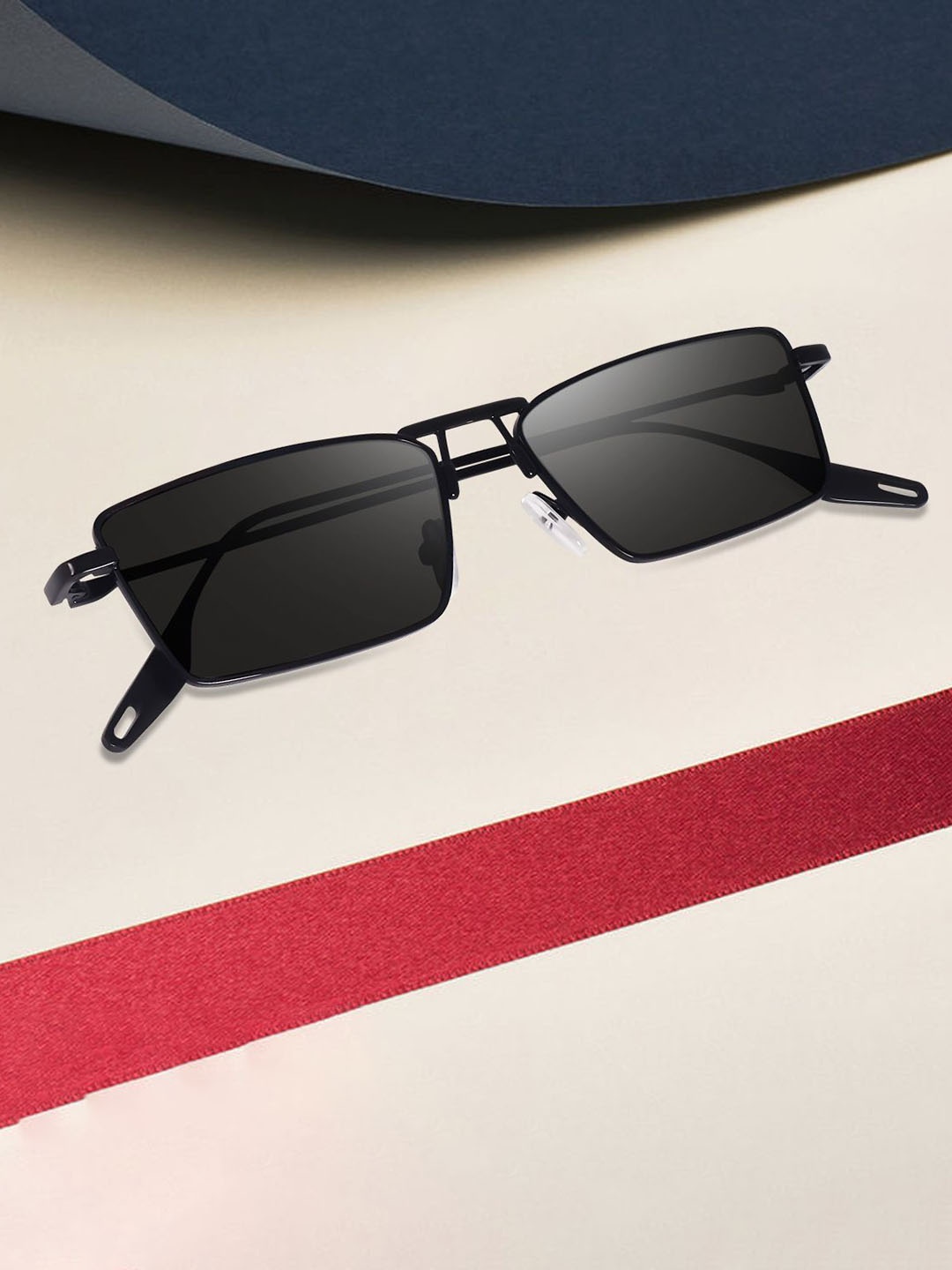 

Dervin Unisex Fashion with UV Protected Lens Sunglasses, Black