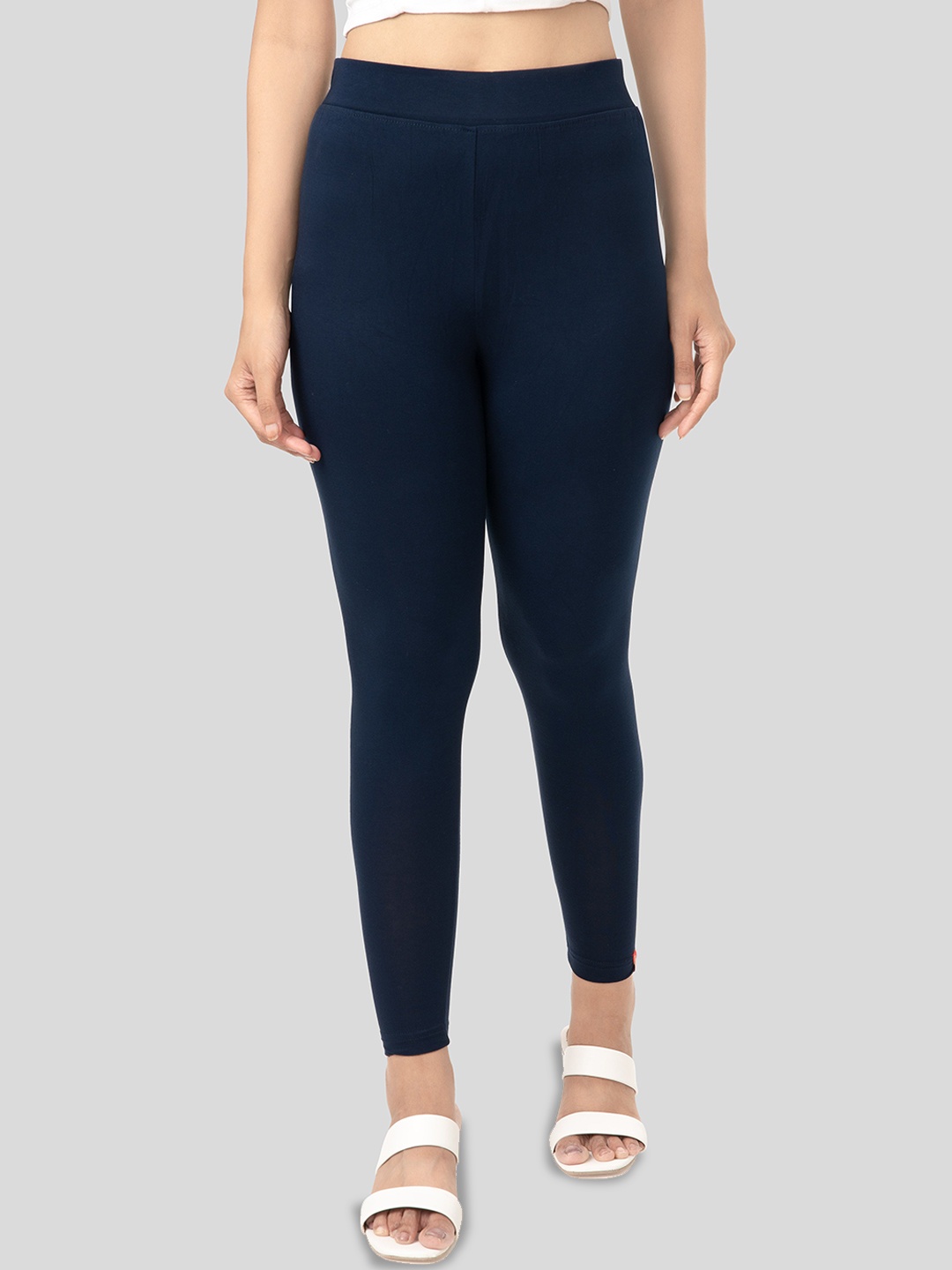 

Selsia Pure Cotton Ankle-Length Leggings, Navy blue
