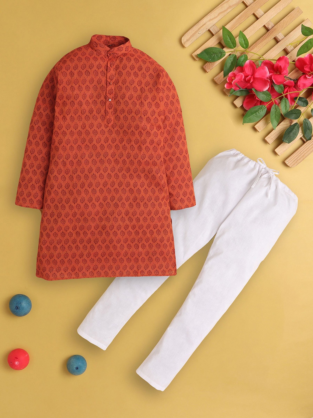 

Jeetethnics Boys Floral Printed Regular Kurta with Pyjamas, Orange