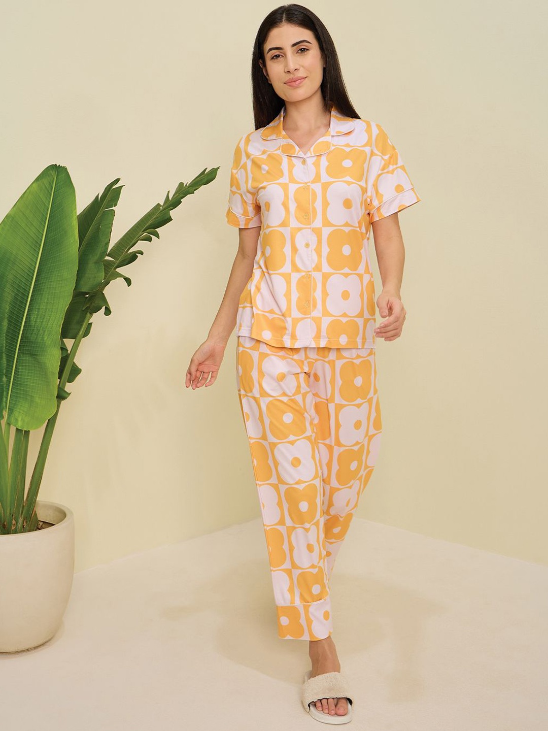 

Sweet Dreams Women Printed Night suit, Yellow