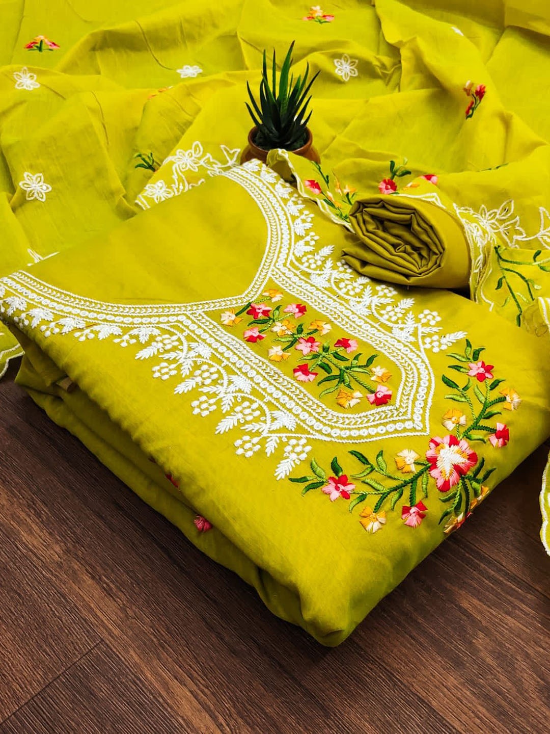 

HMP Fashion Floral Embroidered Jacquard Chanderi Unstitched Dress Material, Lime green