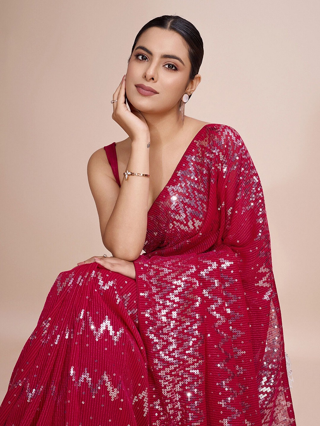 

CLEMIRA Sequinned Embellished Pure Georgette Saree, Pink