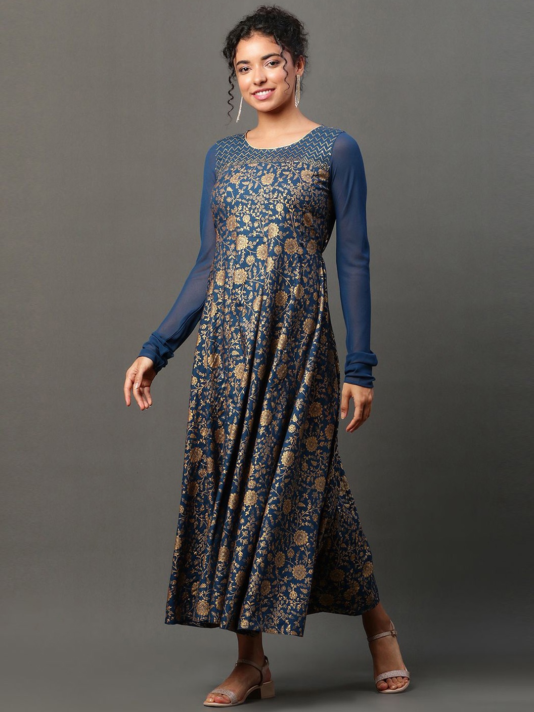 

AURELIA Women Geometric Printed Thread Work Anarkali Kurta, Blue
