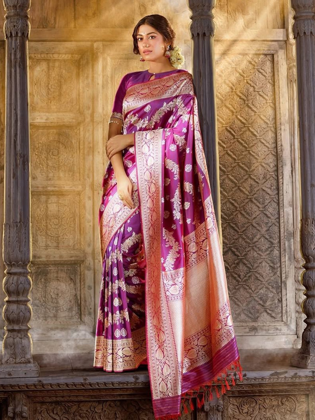 

Anouk Woven Design Zari Banarasi Saree, Purple