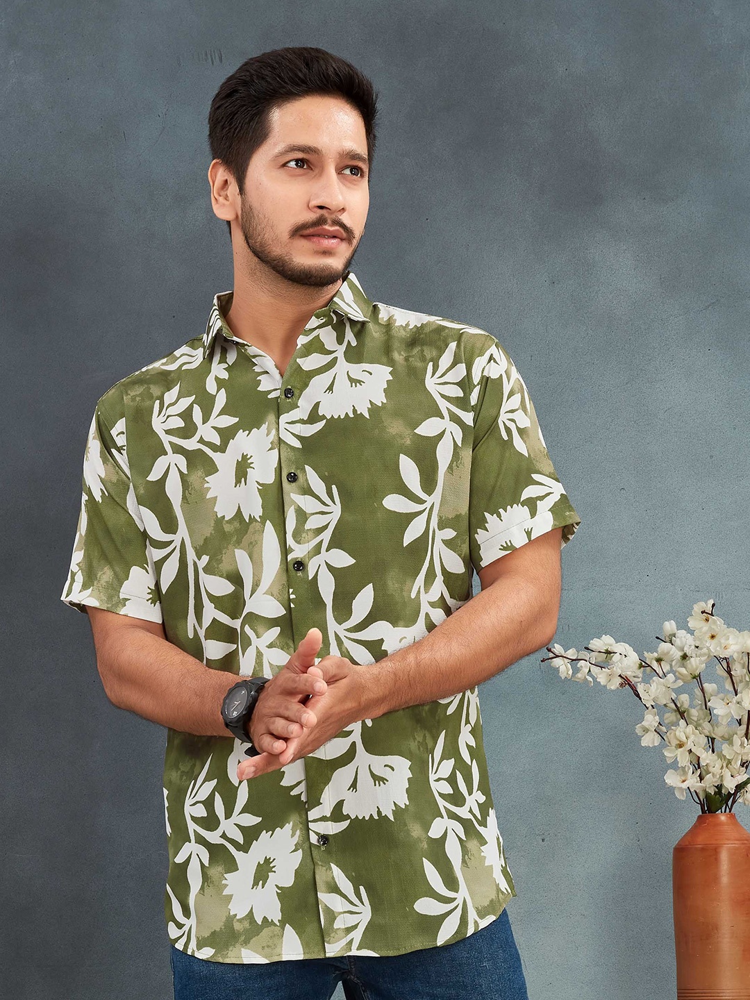

Moda Rapido Men Comfort Opaque Printed Casual Shirt, Green