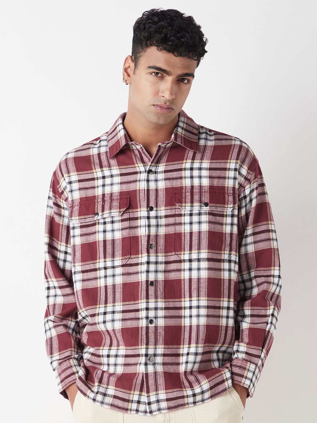 

Bewakoof Men Standard Tartan Checks Opaque Checked Casual Shirt, Maroon