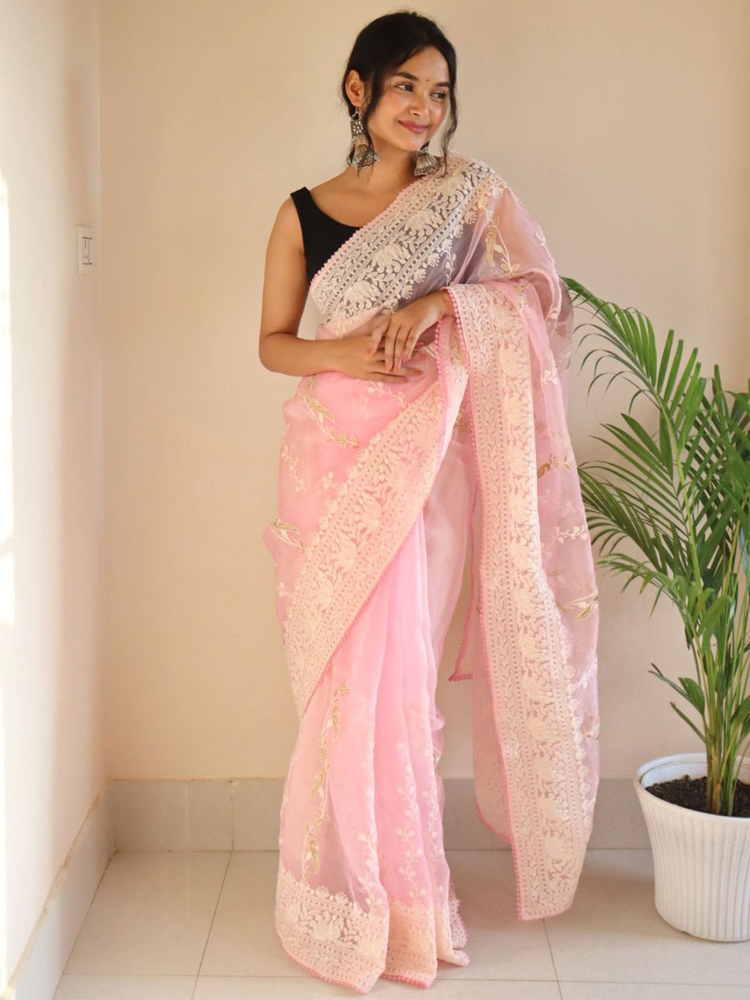 

Organza Mall Floral Embroidered Organza Saree, Pink
