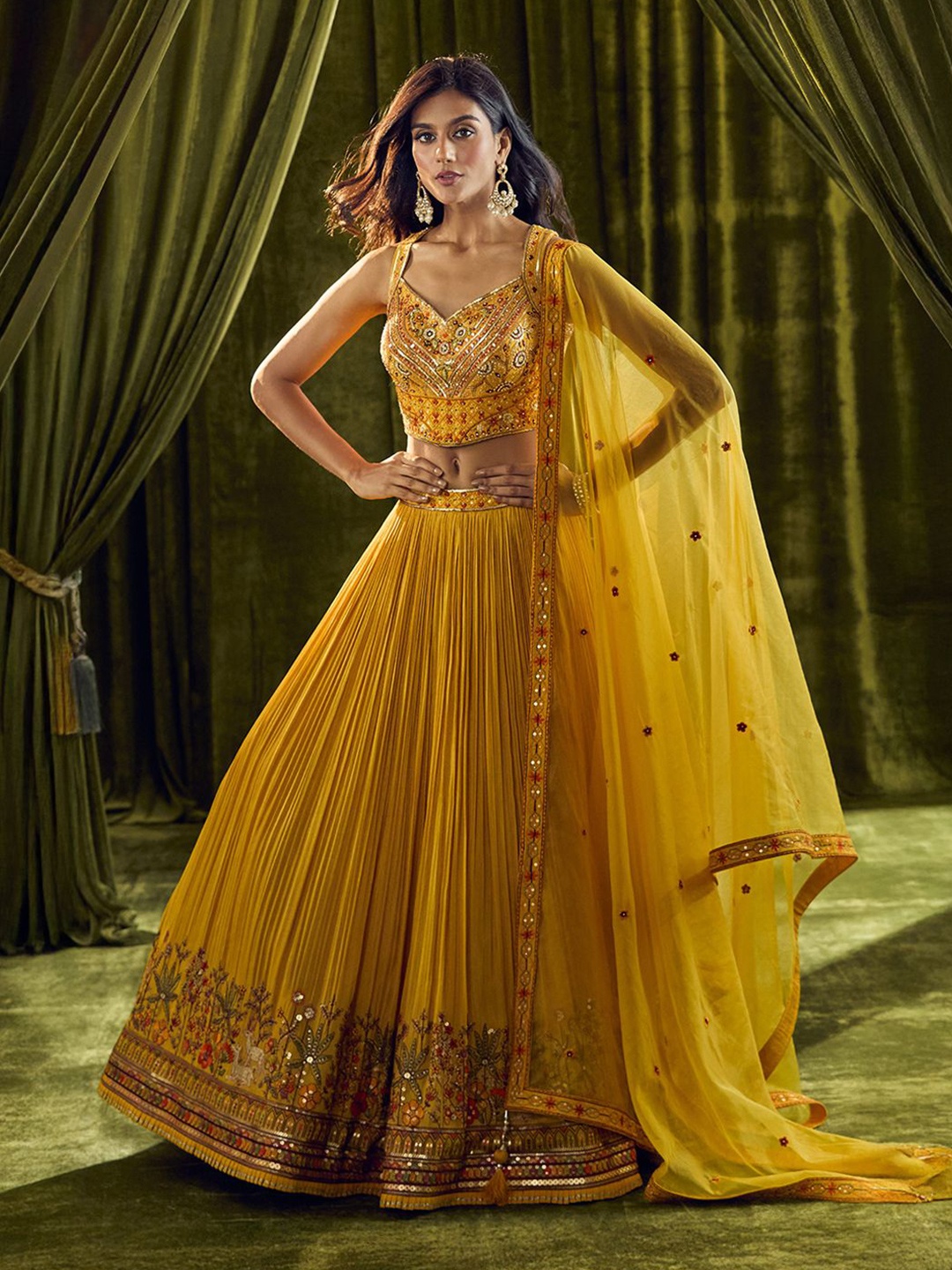 

Alaya Advani Embroidered Beads and Stones Ready to Wear Lehenga & Blouse With Dupatta, Yellow