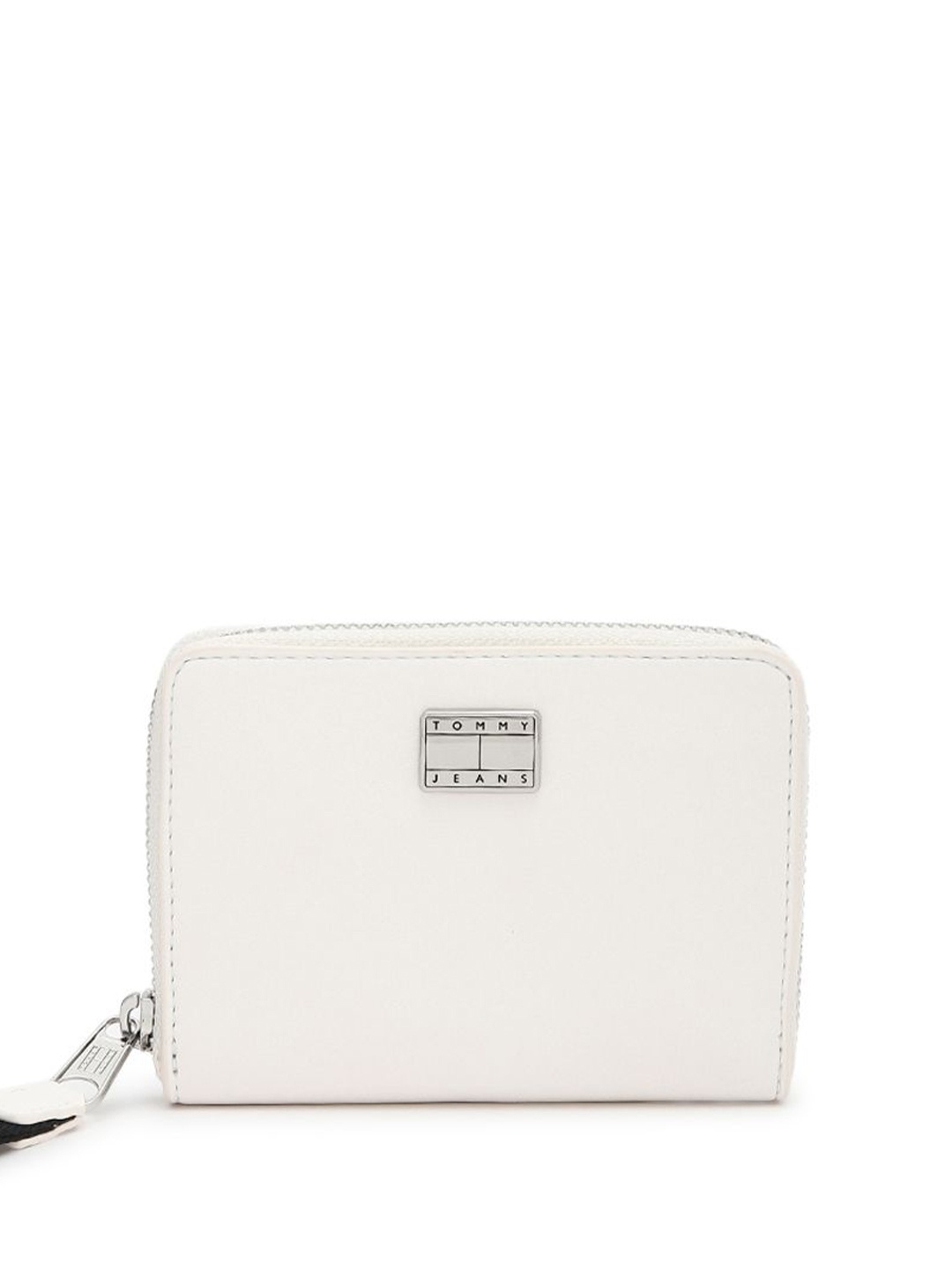 

Tommy Hilfiger Women Two Fold Wallet, White