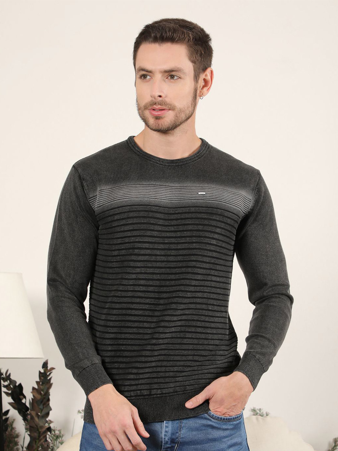 

COBB Men Striped Round Neck Pullover Sweater, Grey
