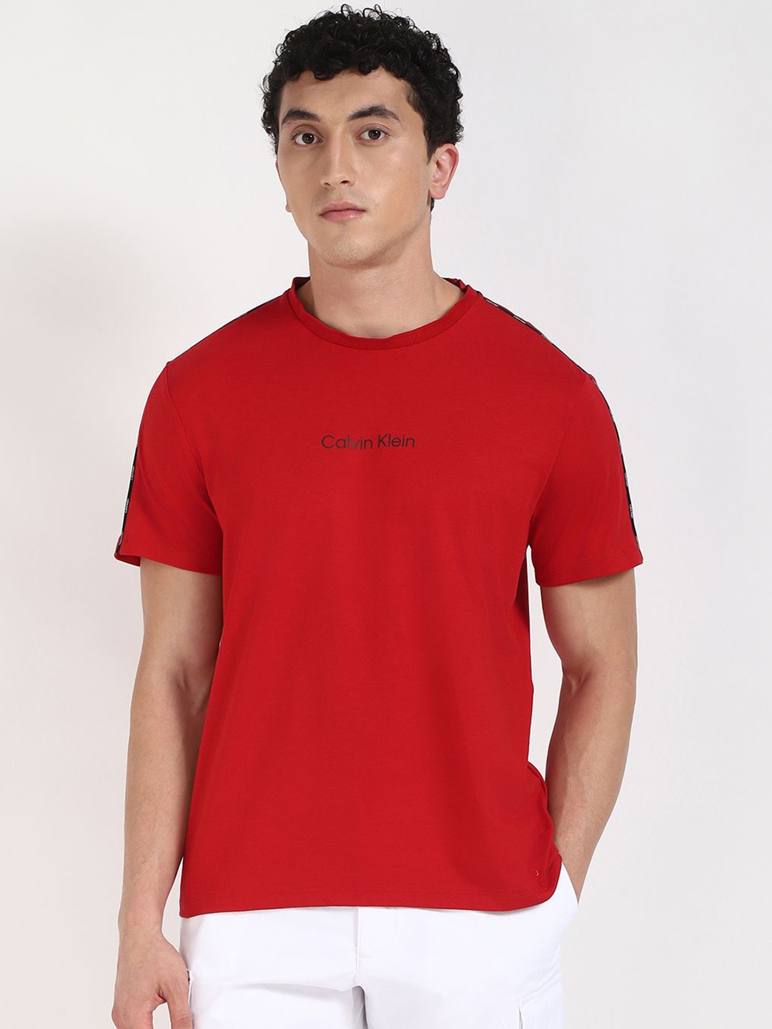 

Calvin Klein Jeans Men T-shirt, Red