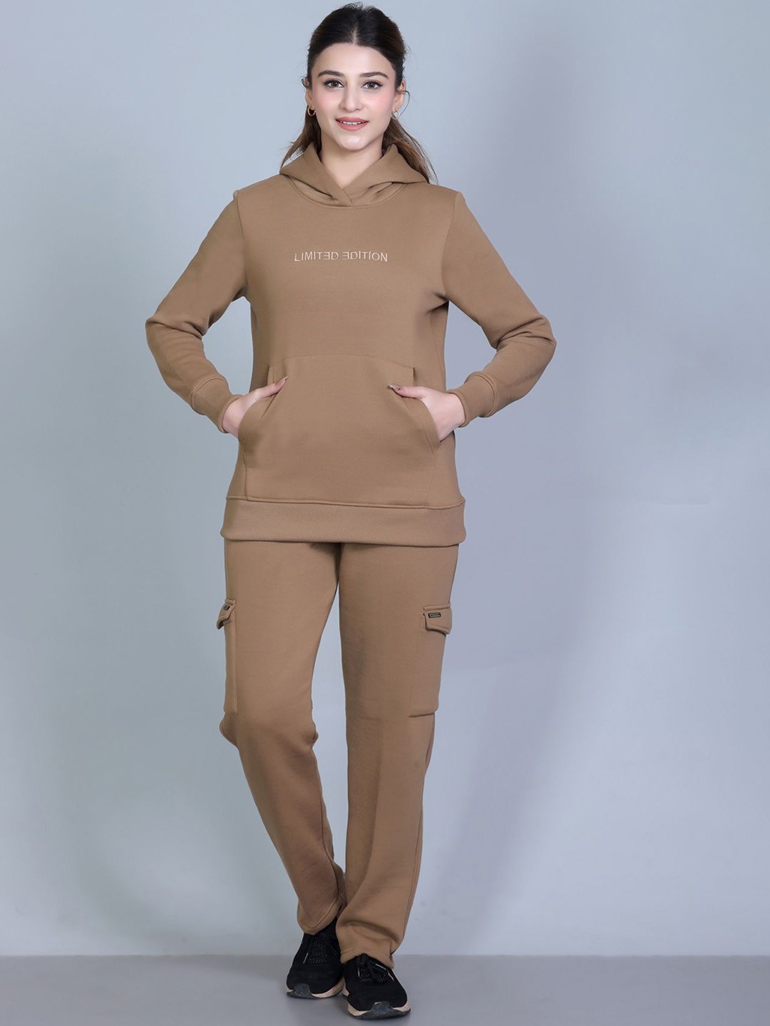 

Antiloop Women Hooded Pull On Tracksuit, Brown
