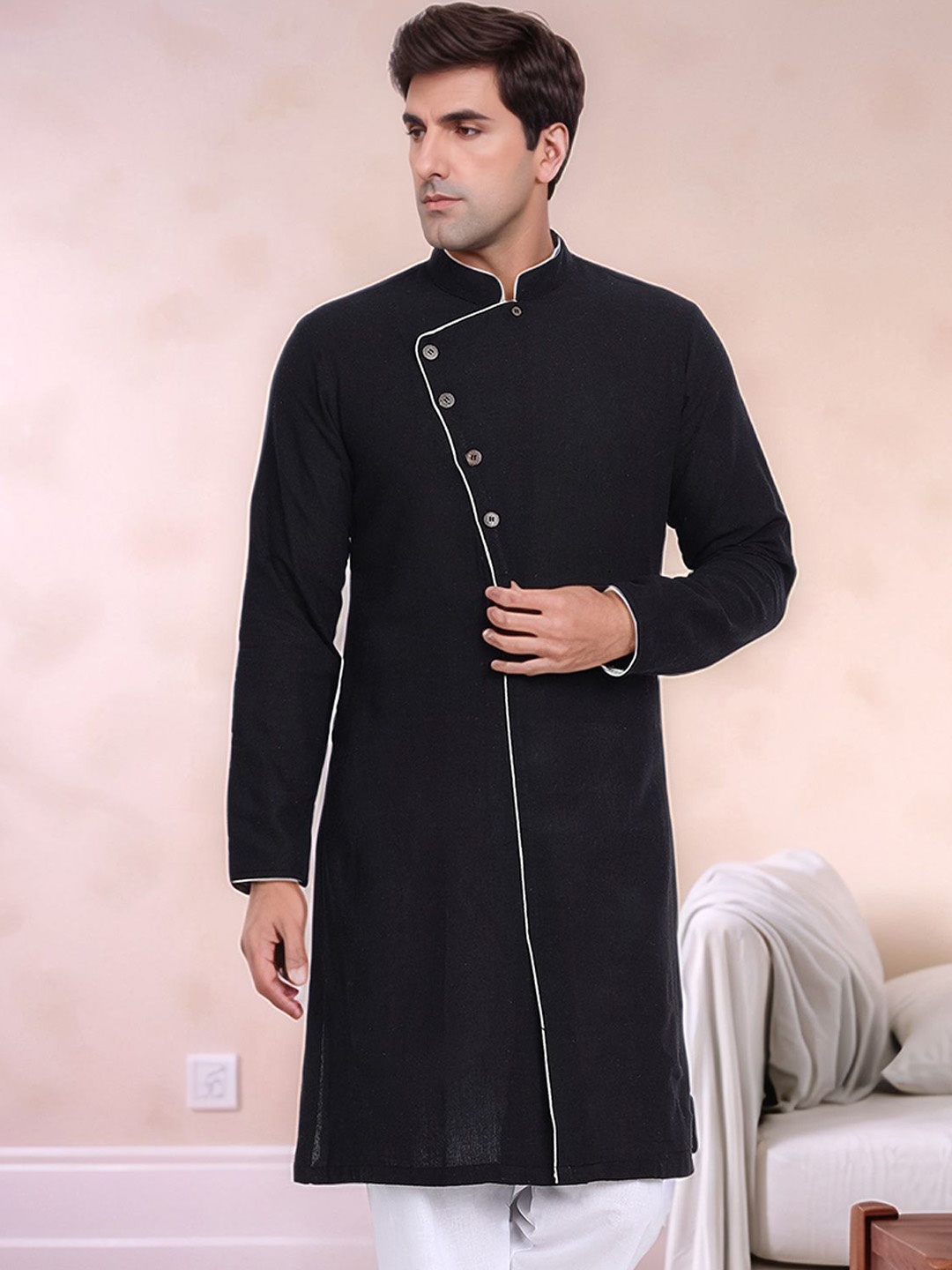 

Moda Rapido Men Mandarin Collar Pure Cotton Straight Kurta With Pyjamas, Black