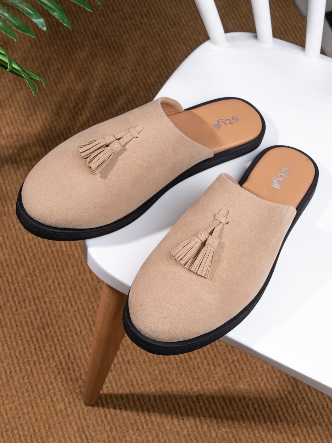 

Styli Men Faux Suede Clogs with Tassel Detail, Cream