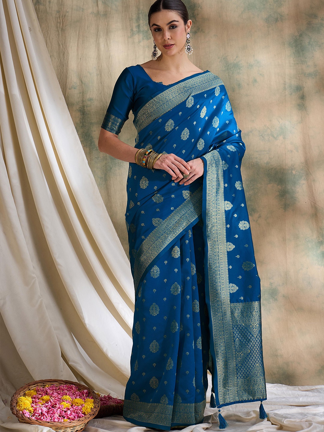 

MANVAA Woven Design Zari Silk Blend Fusion Banarasi Saree, Blue