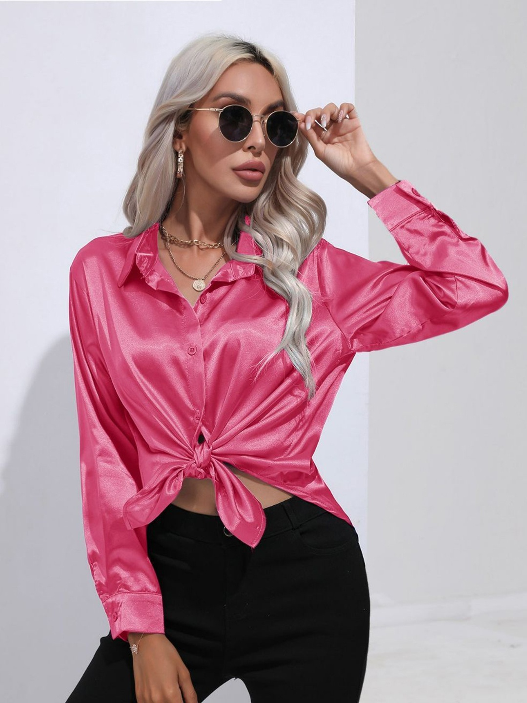 

Oh Rare Women V-Neck Extended Sleeves Pockets T-shirt, Rose