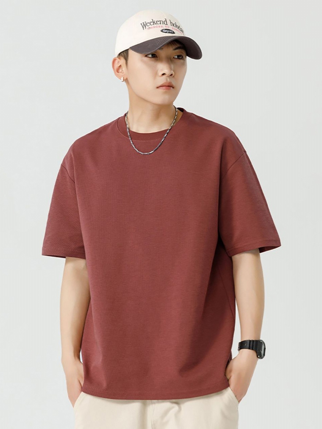 

StyleCast x Revolte Men Solid Round Neck Cotton Relaxed Fit T-shirt, Maroon