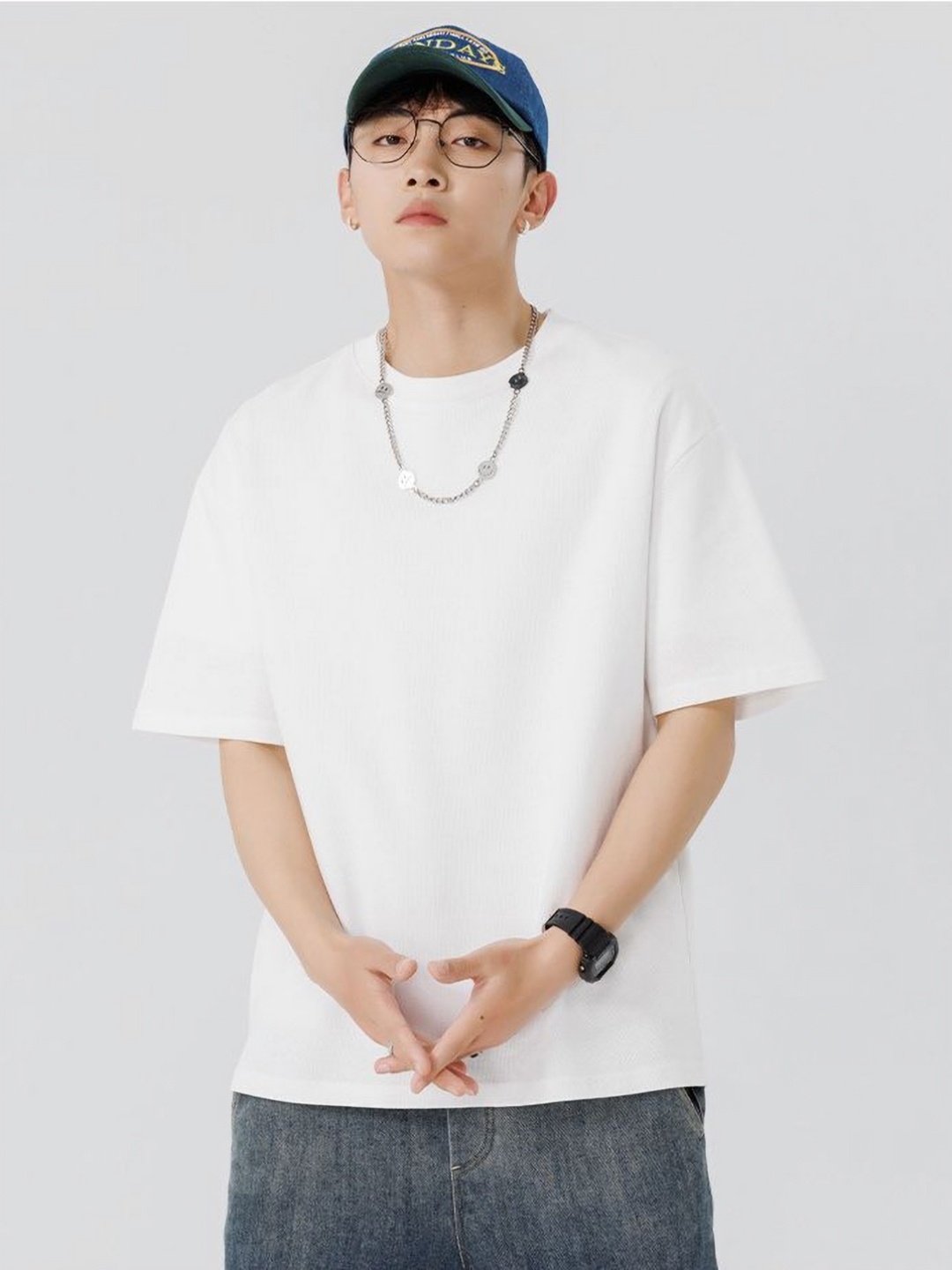 

StyleCast x Revolte Men Solid Round Neck Cotton Relaxed Fit T-shirt, White