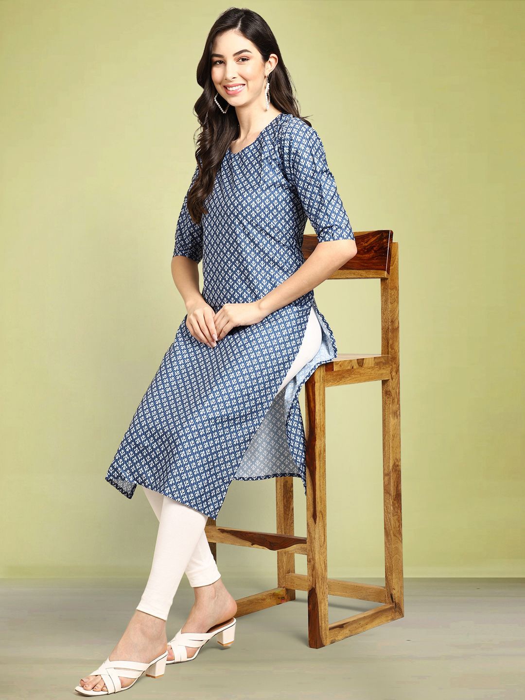 

Moda Rapido Ethnic Motifs Printed Straight Kurta, Blue