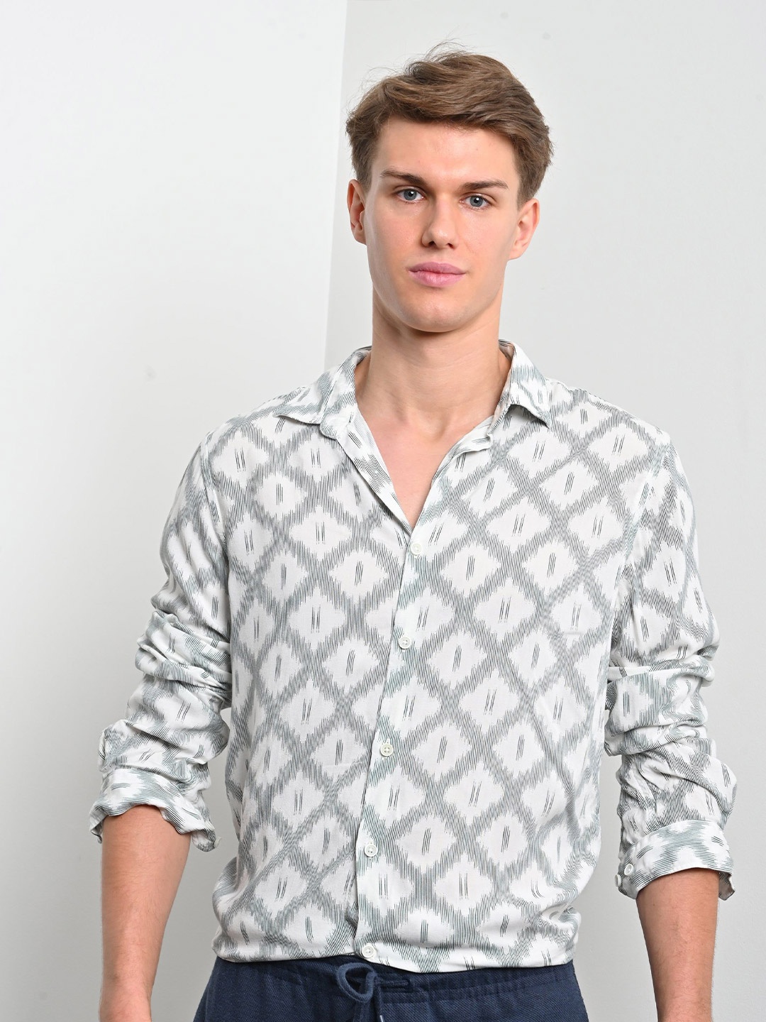 

Spring - Viscose Printed Shirt - Green, White