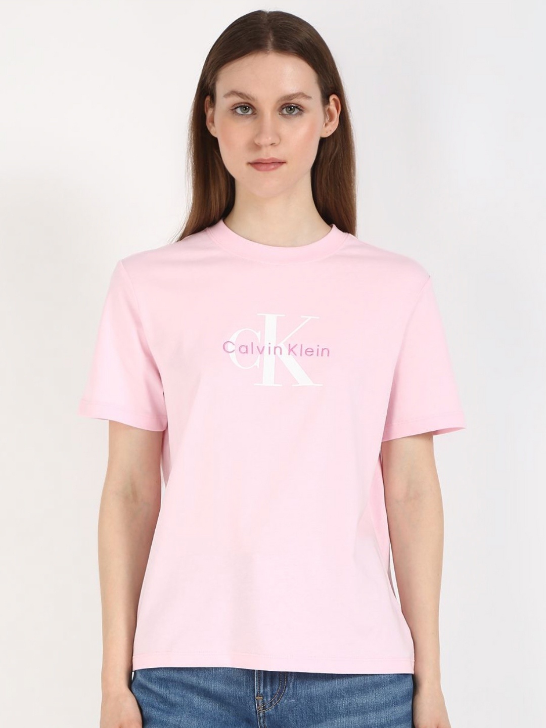 

Calvin Klein Jeans Women Typography T-shirt, Pink