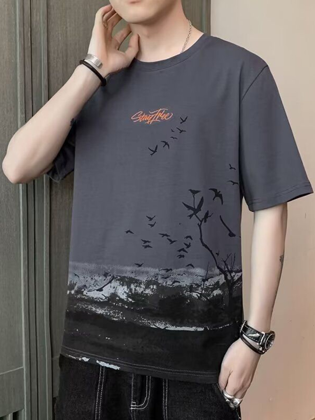 

StyleCast Men Printed T-shirt, Grey