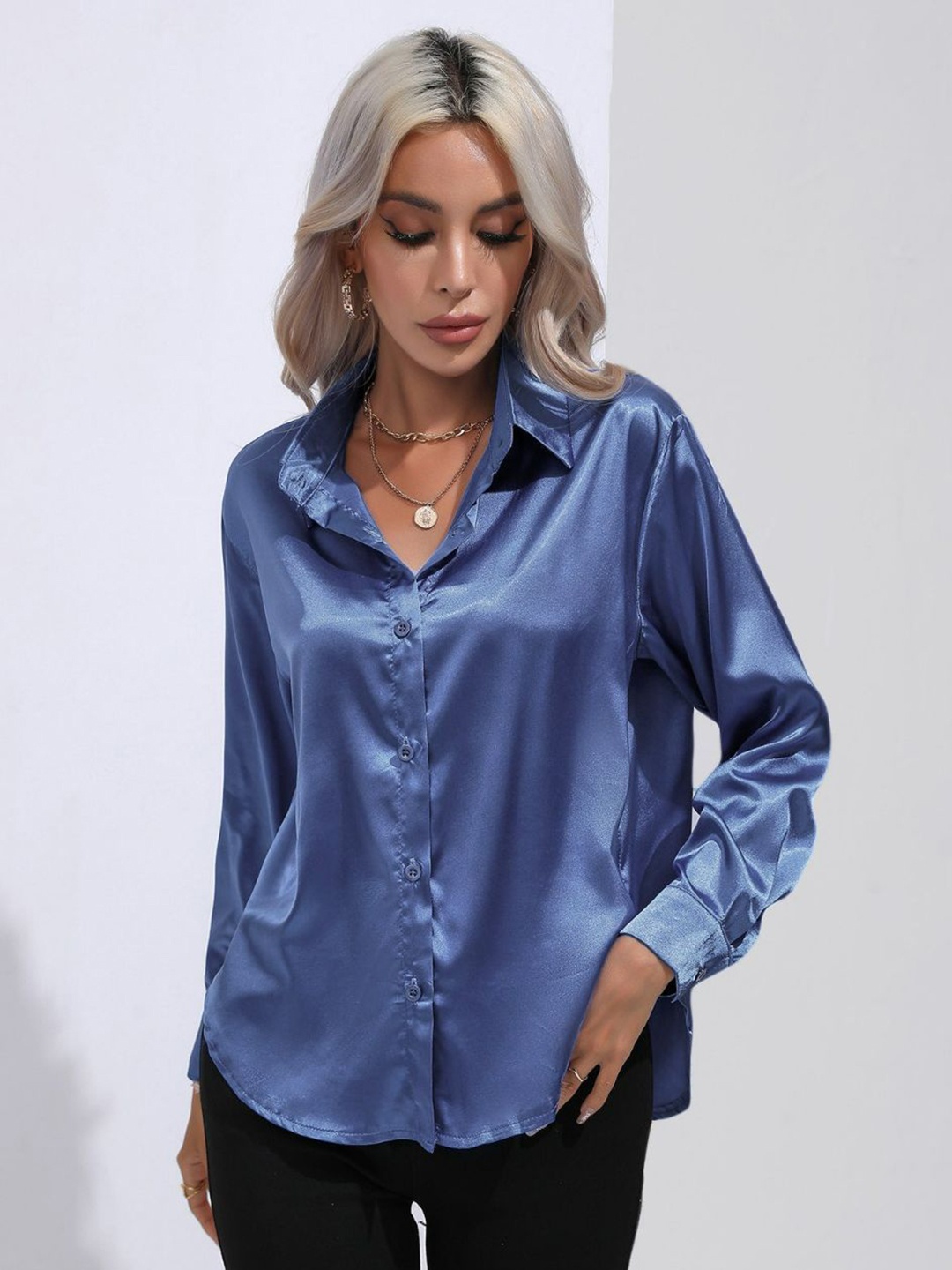 

Oh Rare Women Printed V-Neck Extended Sleeves Pockets T-shirt, Blue