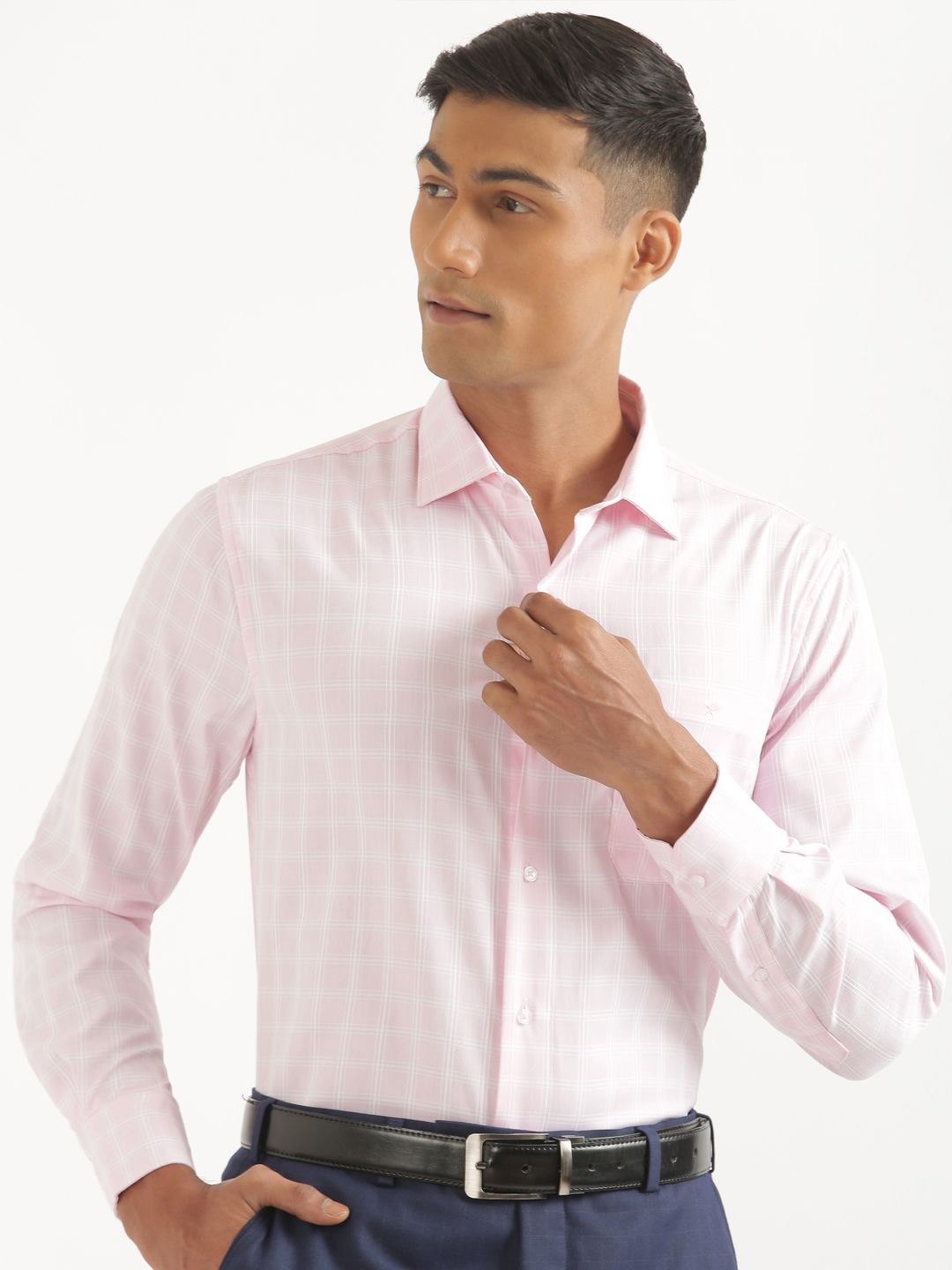 

CROYDON UK Men Comfort Opaque Checked Casual Shirt, Pink