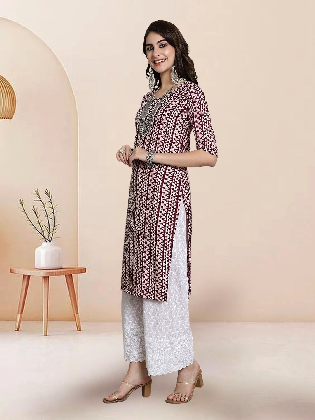 

7Threads Selection Of 3 Geometric Printed Round Neck Straight Kurtas, Red