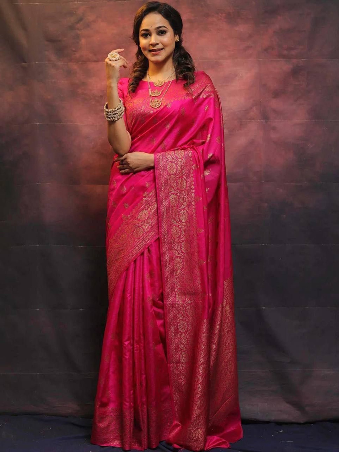 

Sitanjali Woven Design Zari Silk Blend Kanjeevaram Saree, Pink