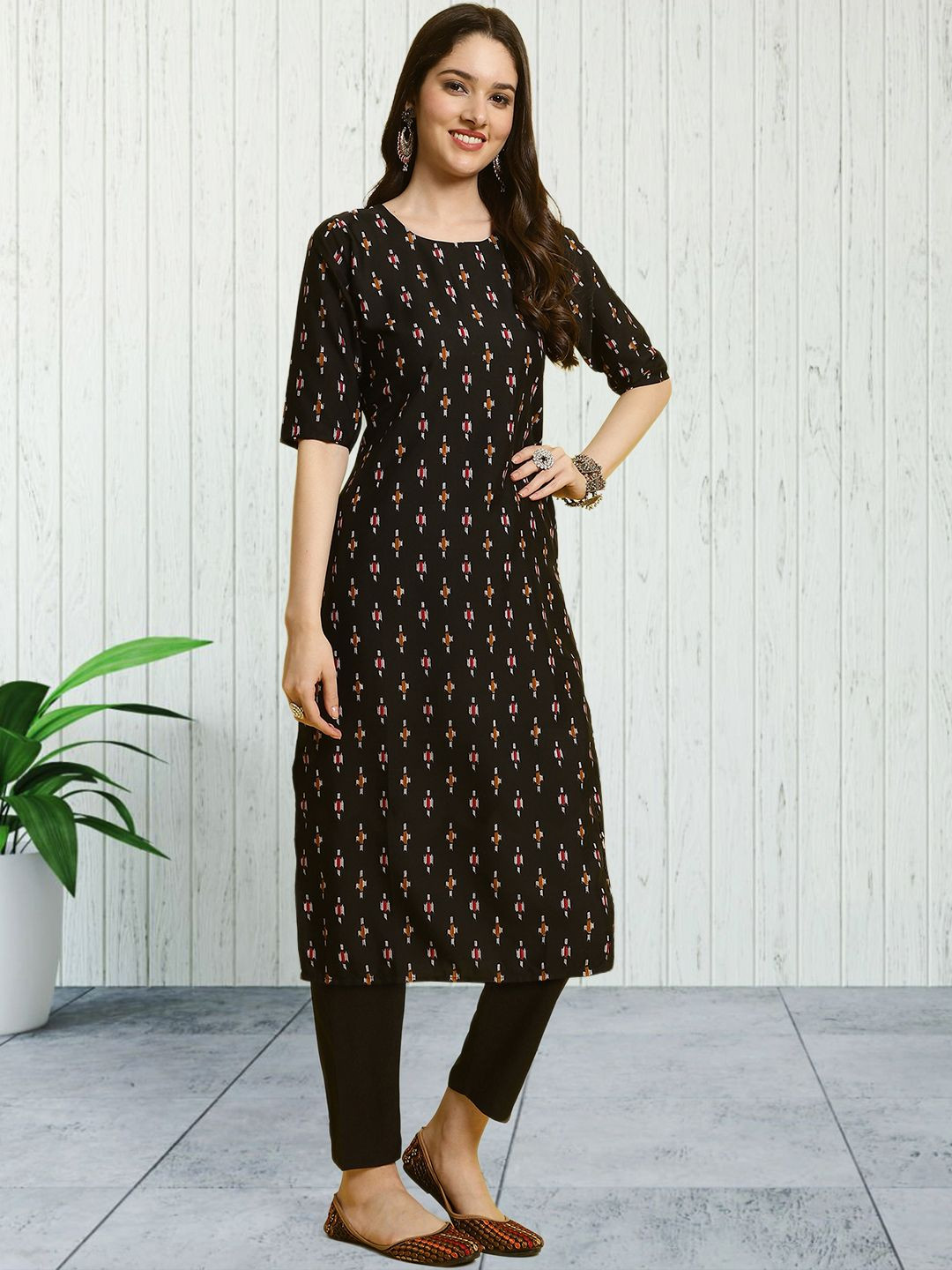 

7Threads Geometric Printed Round Neck Kurta With Trouser, Black