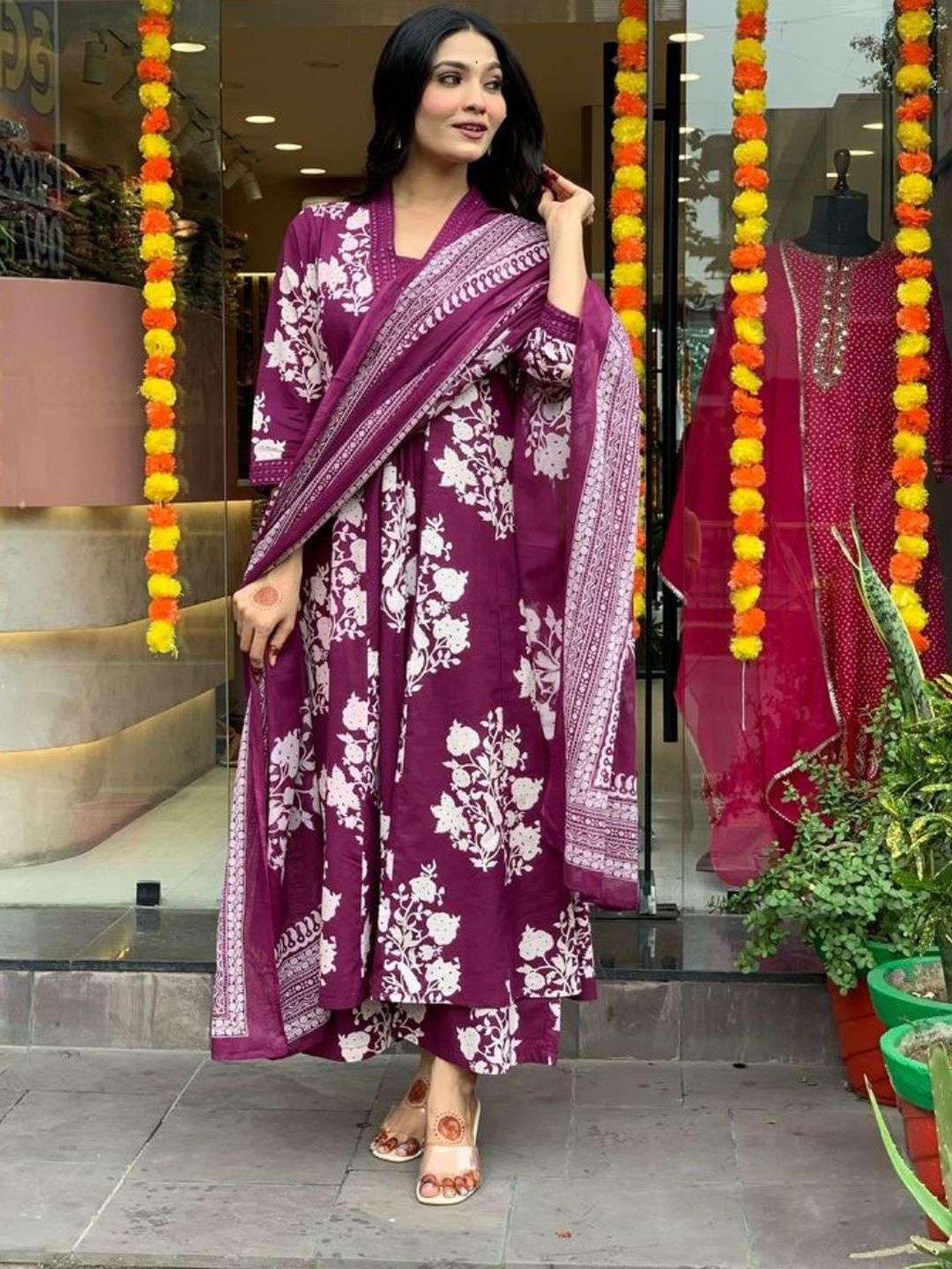 

KALINI Floral Printed Pure Cotton Kurta & Dupatta With Trousers Set, Purple