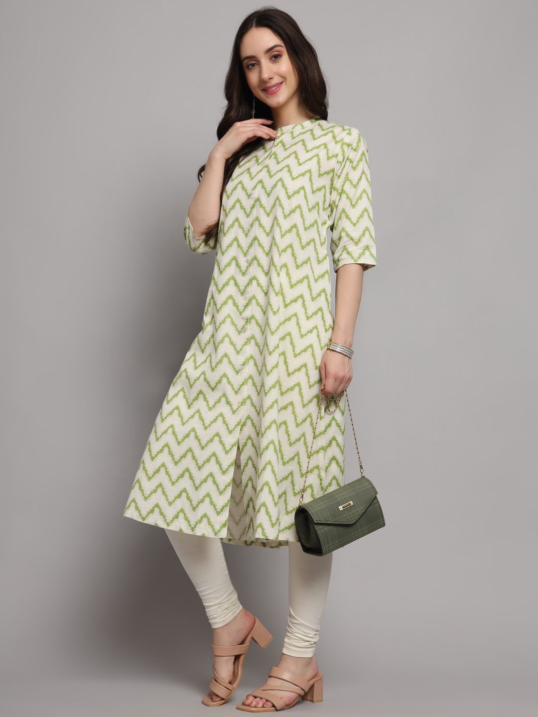 

INVAGA FASHION Women Chevron Printed Kurta, Green