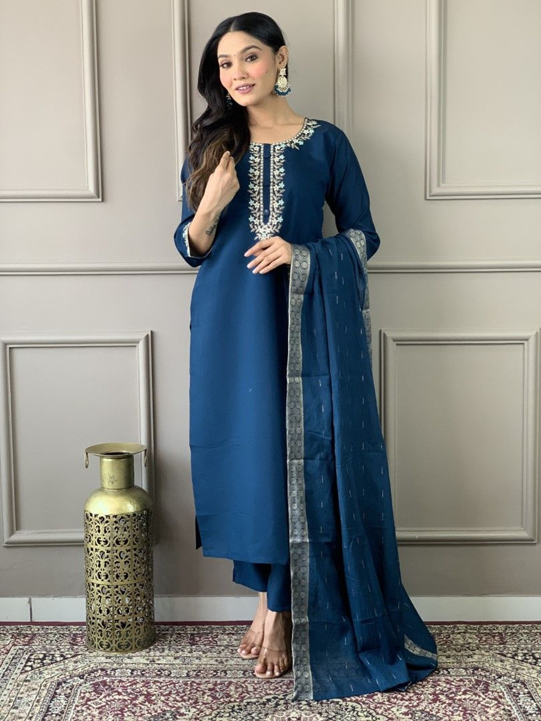 

Siya Fashion Thread Work Straight Kurta with Trousers and Dupatta, Blue