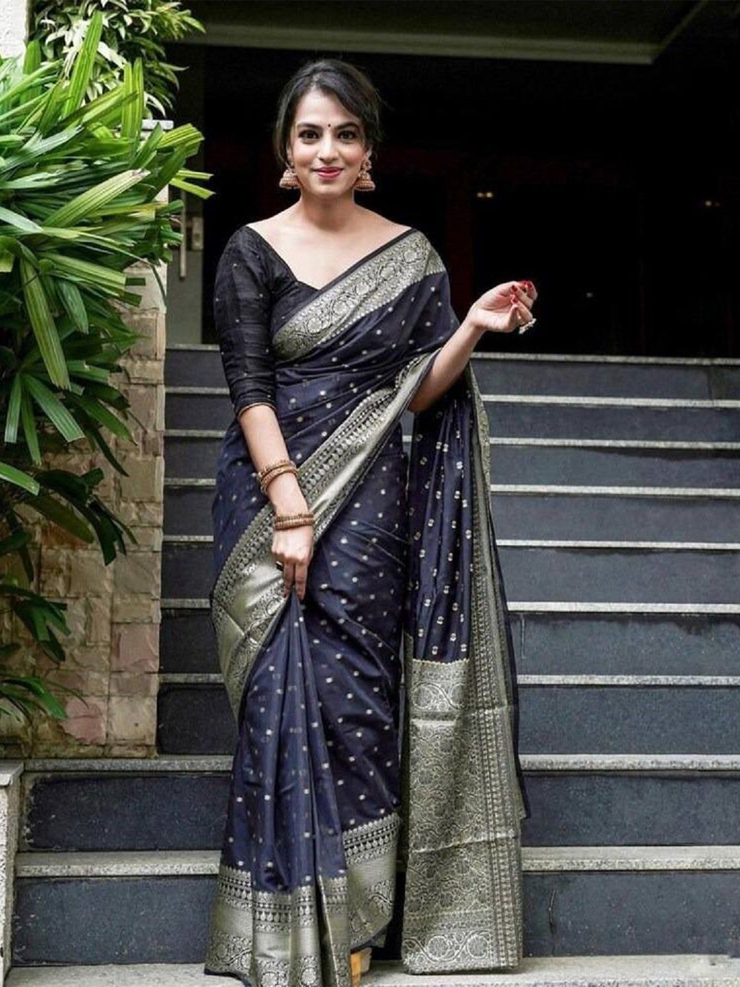 

A TO Z CART Woven Design Zari Pure Silk Saree, Black