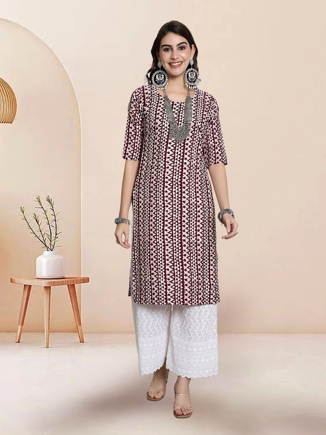 

7Threads Selection Of 4 Ethnic Motifs Printed Round Neck Straight Kurtas, Maroon