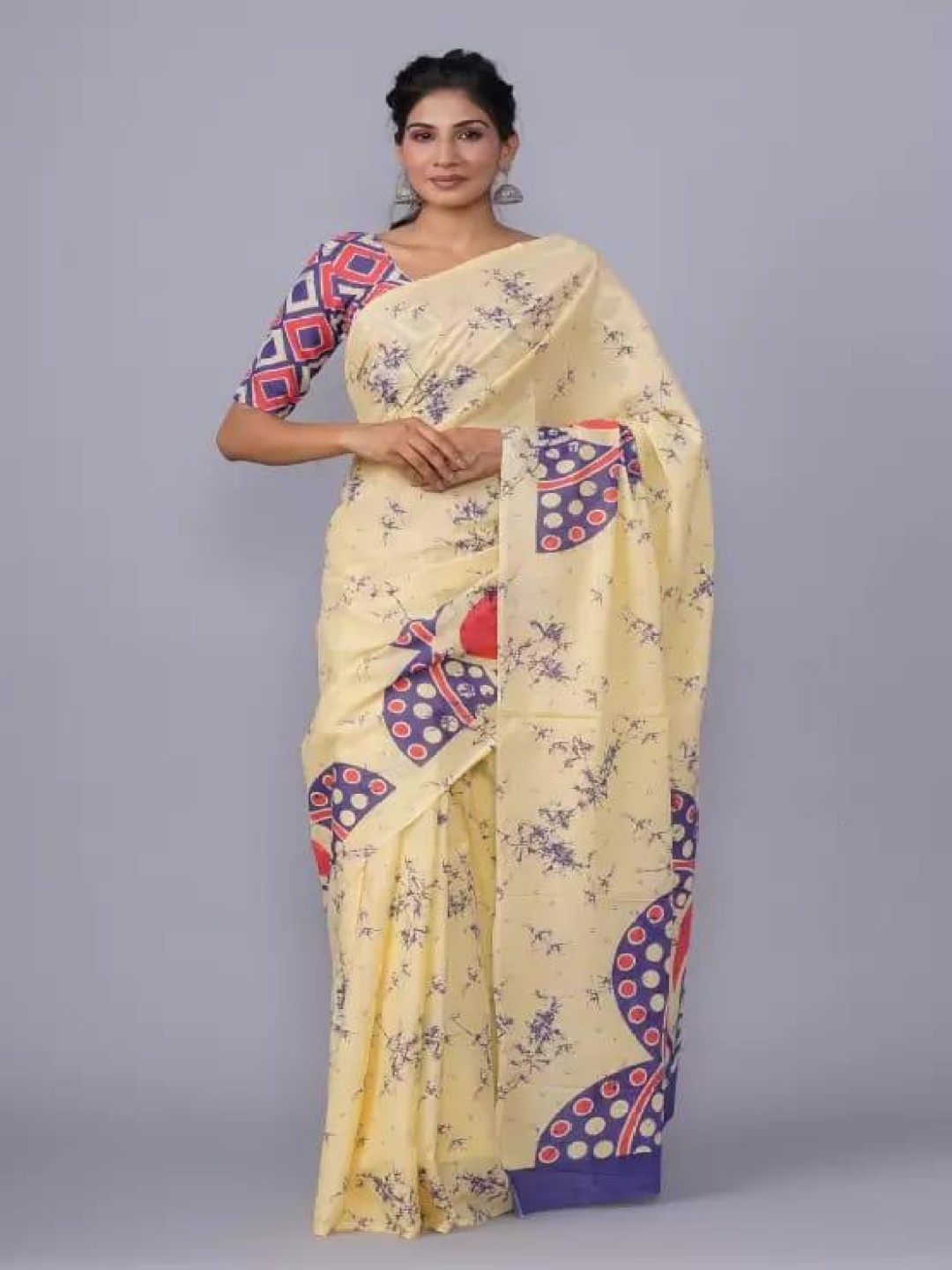 

KIAARON Ethnic Motifs Linen Blend Block Print Saree, Cream