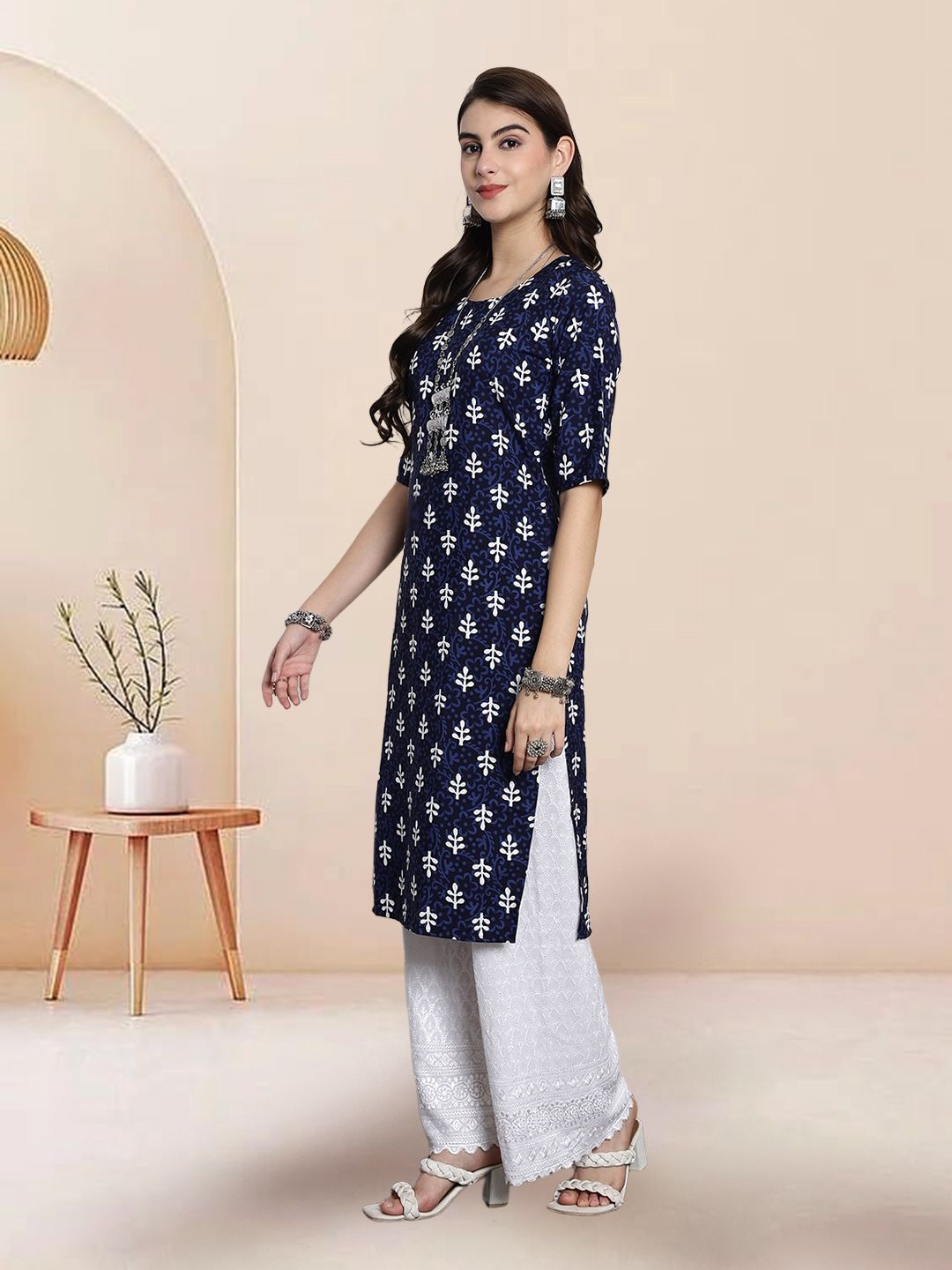 

7Threads Selection Of 3 Ethnic Motifs Printed Round Neck Straight Kurtas, Black