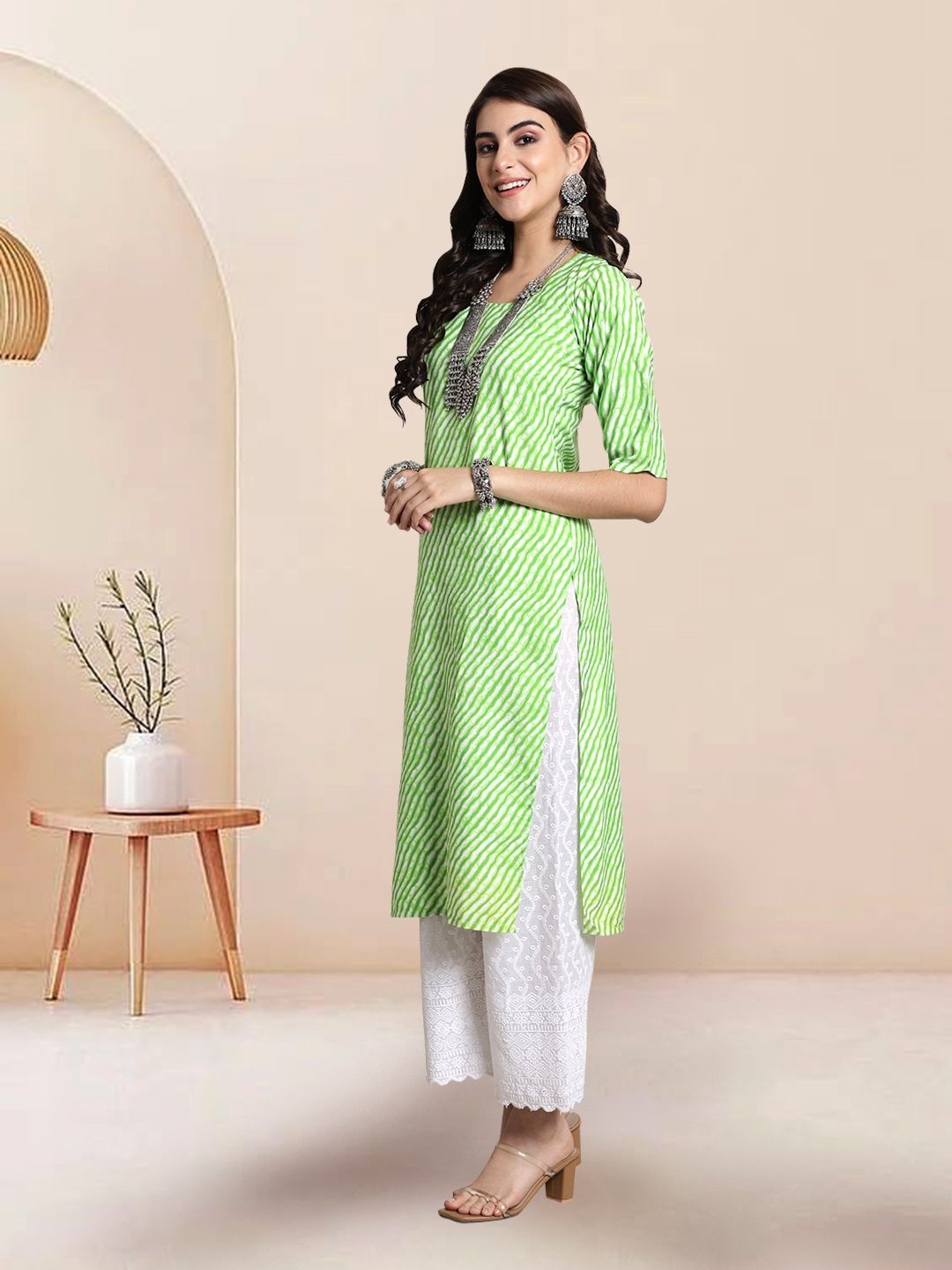 

7Threads Selection Of 2 Leheriya Printed Round Neck Straight Kurtas, Green