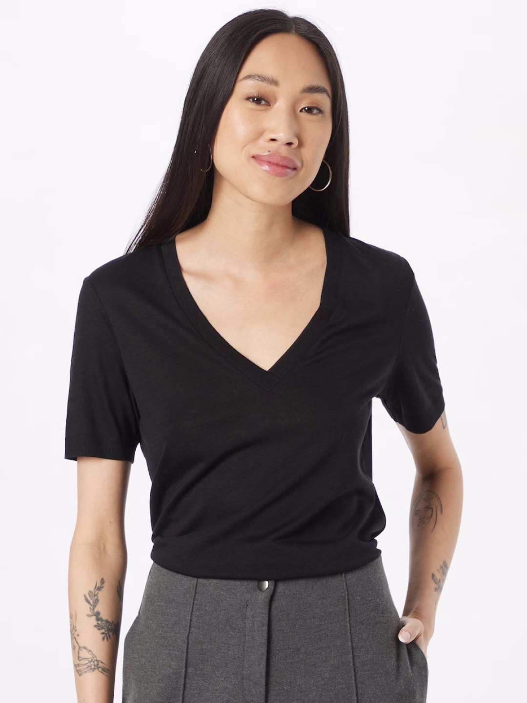 

COLOR CAPITAL Women 2 V-Neck Drop-Shoulder Sleeves Pockets T-shirt, Black