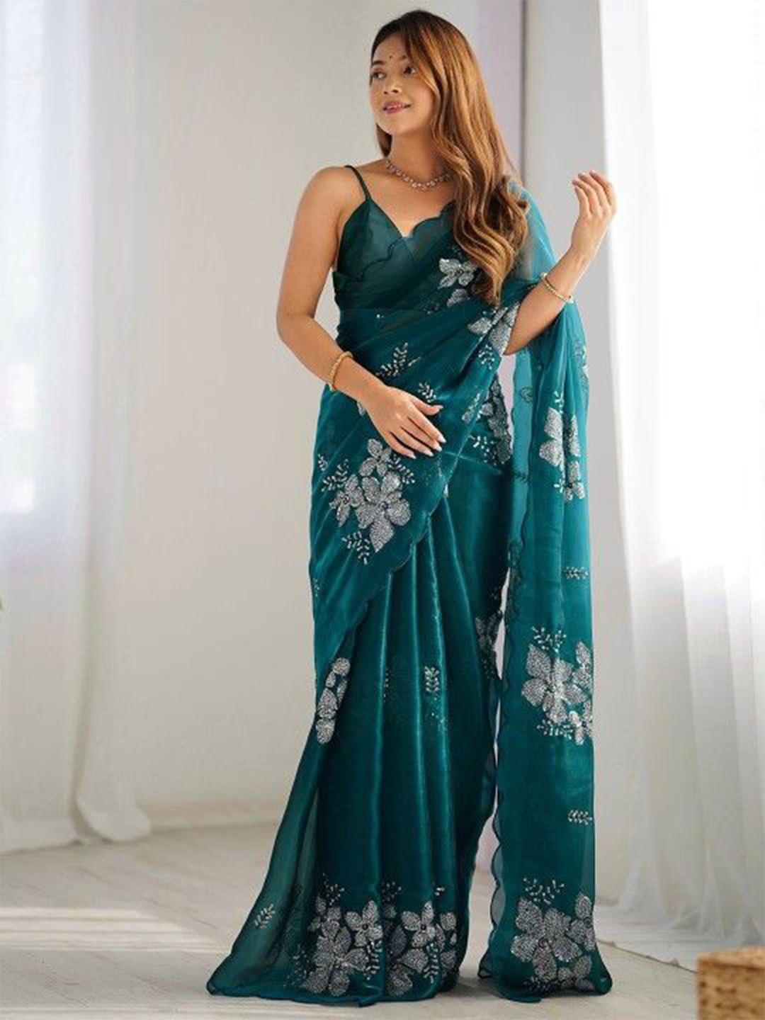 

LeeliPeeri Designer Floral Sequinned Pure Chiffon Saree, Teal